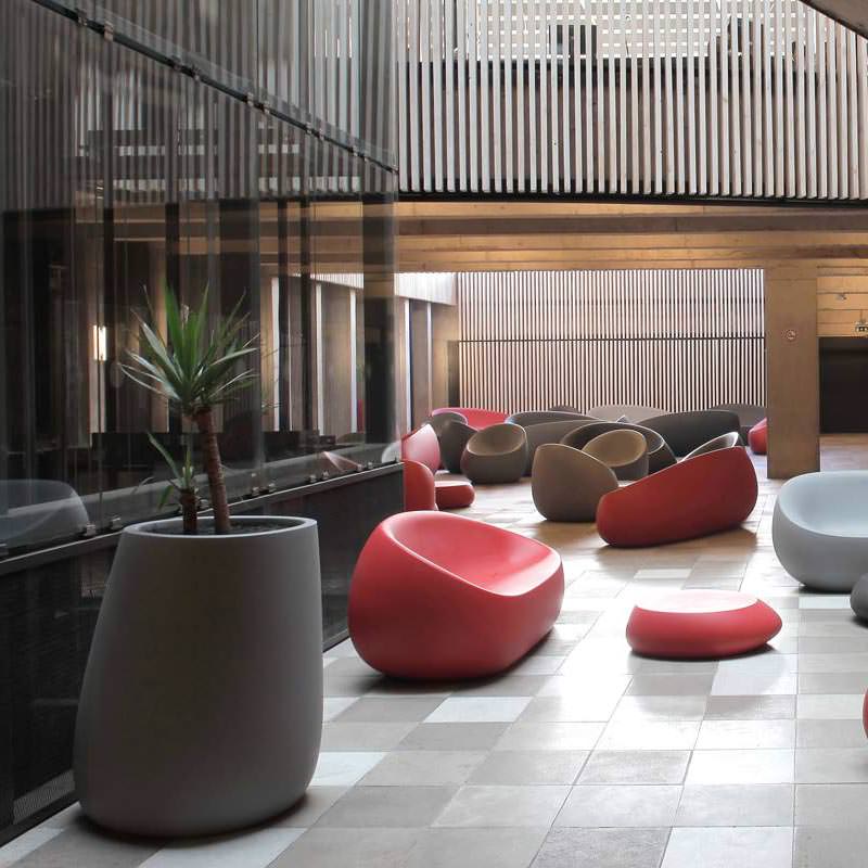 STUDIOCERAMICA-design-outdoor-furniture-sofa-loungechair-table-planters-stones-stefanogiovannoni-vondom (2) STUDIOCERAMICA-design-outdoor-furniture-sofa-loungechair-table-planters-stones-stefanogiovannoni-vondom-2.jpg