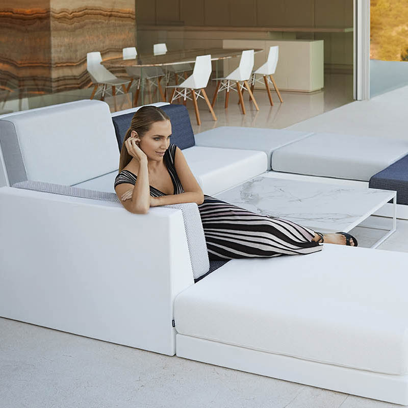 STUDIOCERAMICA-outdoor_sofa_furniture_vondom_sofa_exterior_pixel_ramon_esteve-5.jpg