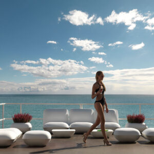 STUDIOCERAMICA-outdoorfunriture-luxuryfurniture-terracefurniture-table-armchair-pillow-stefanogiovanonni-vondom.jpg