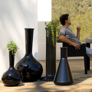 studioceramica-a-outdoor-pot-planter-design-teresa-sapey-vondom-chemistube.jpg