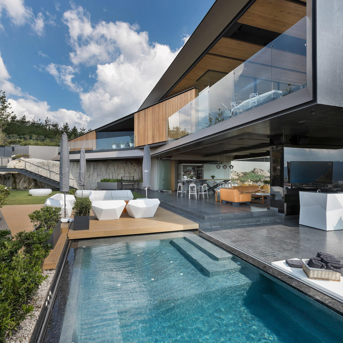 studioceramica-luxury-outdoor-furniture-sofas-faz-vondom-ramon-esteve-casa-la-roca-rrz-arquitectos-mexico-23 studioceramica-luxury-outdoor-furniture-sofas-faz-vondom-ramon-esteve-casa-la-roca-rrz-arquitectos-mexico-23.jpg
