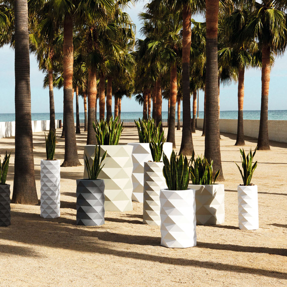 studioceramica-pots-design-marquis-josemanuelferrero-vondom-3 studioceramica-pots-design-marquis-josemanuelferrero-vondom-3.jpg