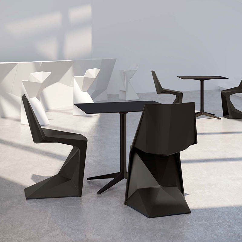 studioceramica-stackable-chairs-tables-design-hospitality-furniture-voxel-karim-rashid-vondom (8) studioceramica-stackable-chairs-tables-design-hospitality-furniture-voxel-karim-rashid-vondom-8.jpg