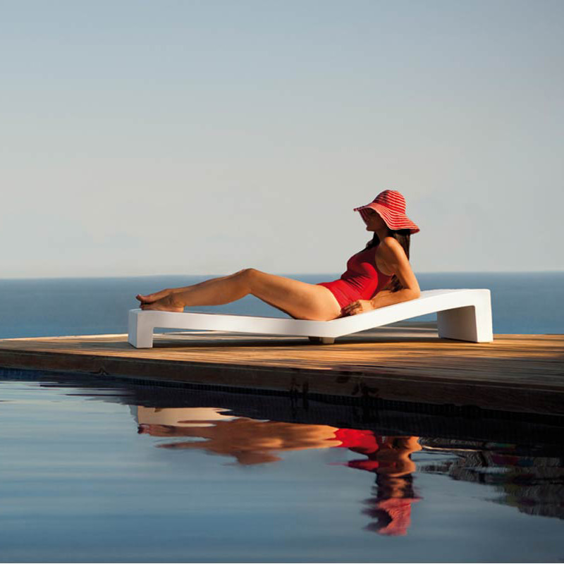sezlong-studioceramica-design-outdoor-furniture-sunchaise-jut-vondom (1) sezlong studioceramica design outdoor furniture sunchaise jut vondom 1